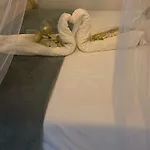Jacuzzi A L'abri Des Vents Vakantiehuis *