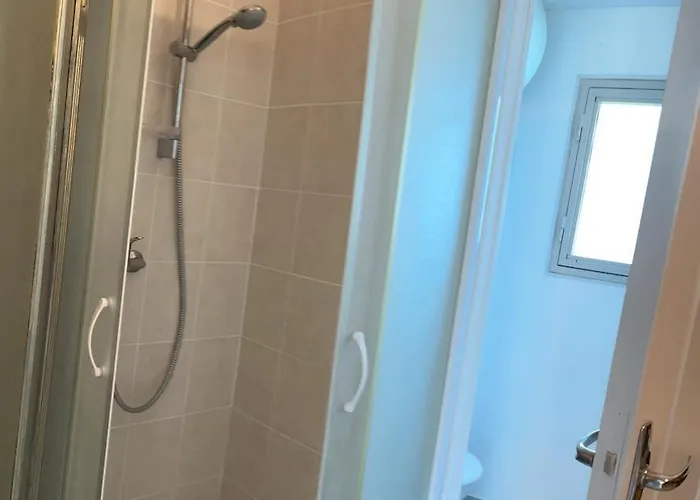 Сasa de vacaciones Jacuzzi A L'abri Des Vents Carcasona