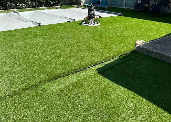 Jacuzzi A L'abri Des Vents