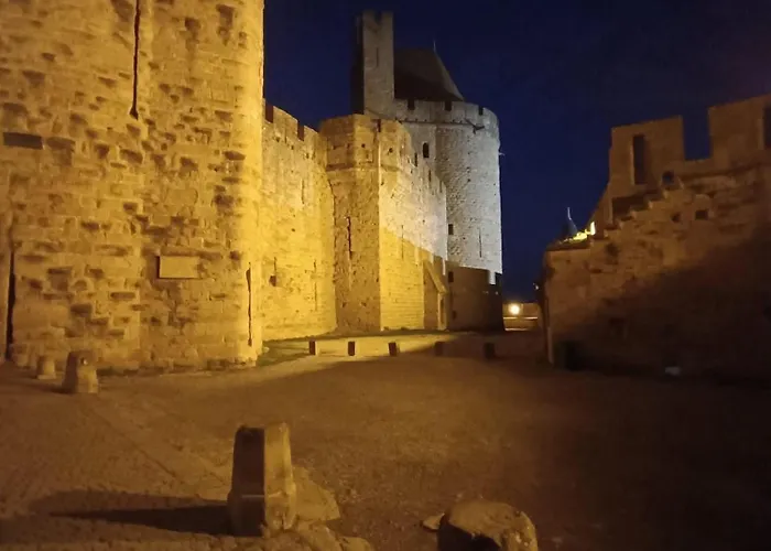 Jacuzzi A L'abri Des Vents Carcassonne