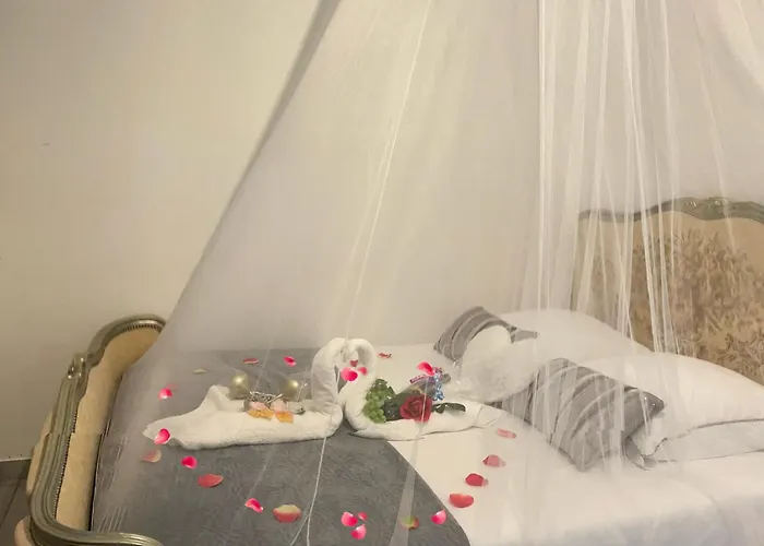 Jacuzzi A L'abri Des Vents Сasa de vacaciones Carcasona