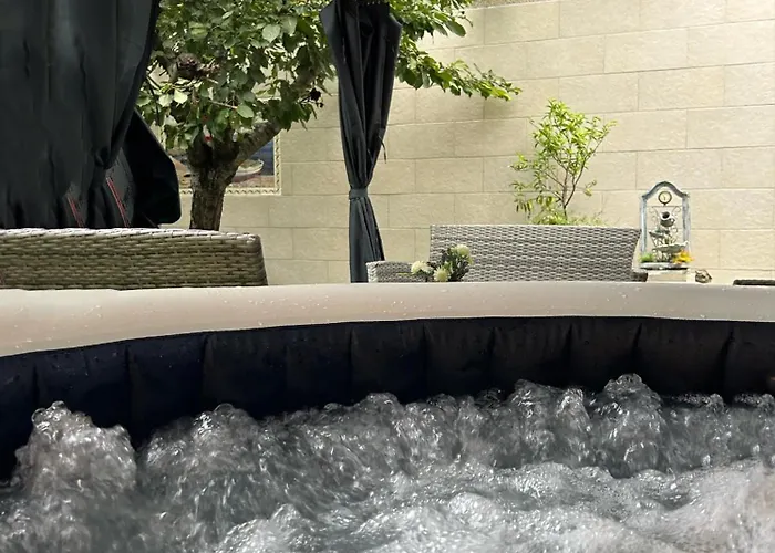 Jacuzzi A L'abri Des Vents Holiday home