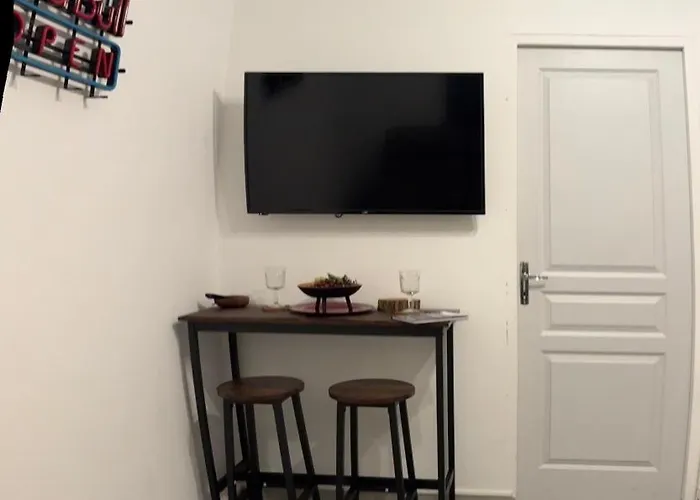 Jacuzzi A L'abri Des Vents *